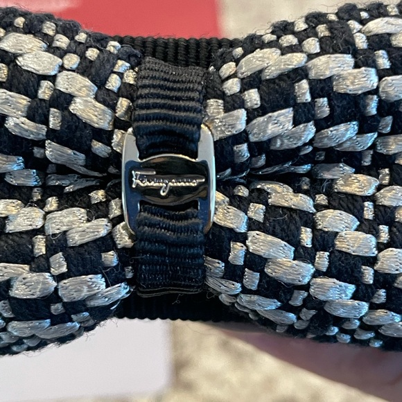 Salvatore Ferragamo Hair Clip - Picture 2 of 3